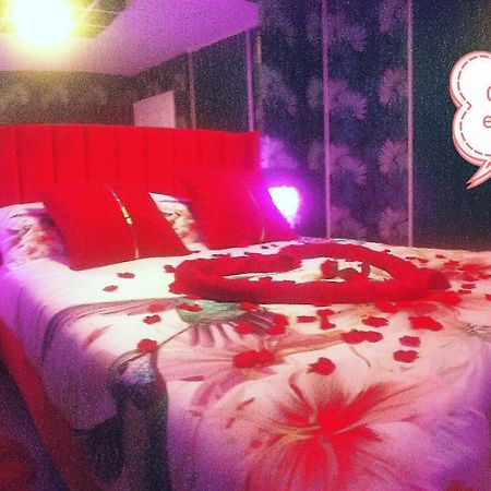 Romantisme Et Glamour 2 Avec Spa , Clim Et Jardin ดีจอง ภายนอก รูปภาพ
